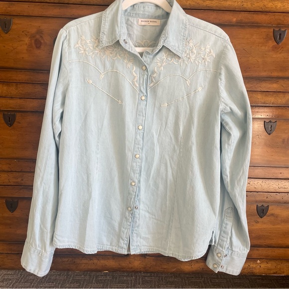 Maison Hotel Embroidered Shirt - Picture 8 of 14